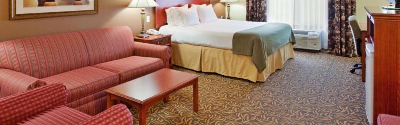 Holiday Inn Express Hotel & Suites Columbus By Ihg Экстерьер фото